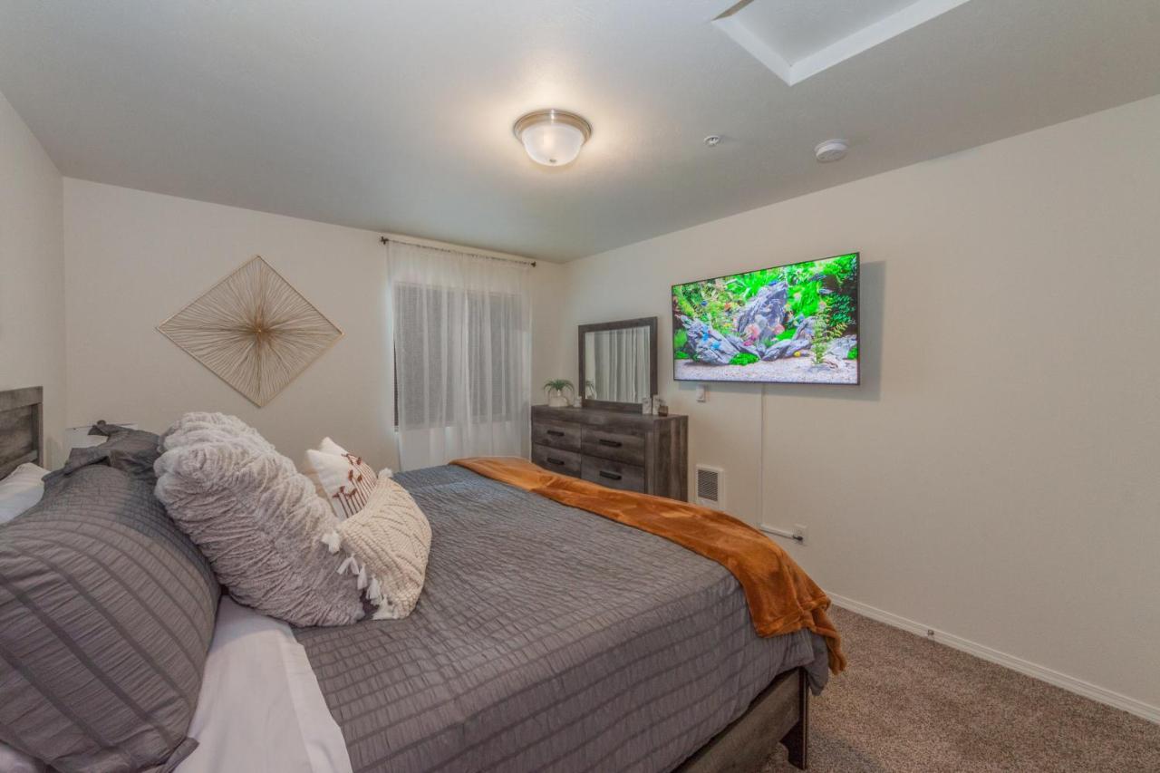 דירות ספוקיין ואלי Modern And Stylish King Bed Wifi Free Parking מראה חיצוני תמונה